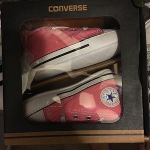 Pink infant converse